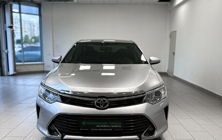 Toyota Camry, 2015 год, 1 977 000 рублей, 2 фотография