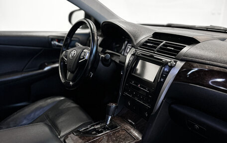 Toyota Camry, 2015 год, 1 977 000 рублей, 9 фотография