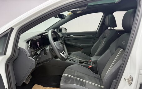 Volkswagen Golf VIII, 2021 год, 2 230 000 рублей, 7 фотография