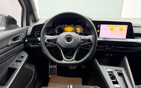 Volkswagen Golf VIII, 2021 год, 2 230 000 рублей, 13 фотография