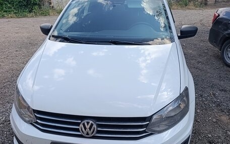 Volkswagen Polo VI (EU Market), 2017 год, 585 000 рублей, 1 фотография