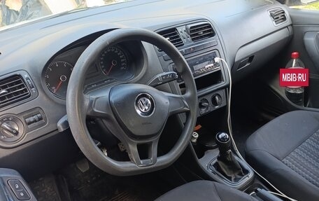 Volkswagen Polo VI (EU Market), 2017 год, 585 000 рублей, 4 фотография