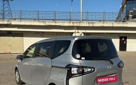 Toyota Sienta II, 2019 год, 1 680 000 рублей, 5 фотография