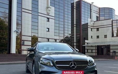 Mercedes-Benz E-Класс AMG, 2017 год, 3 650 000 рублей, 4 фотография