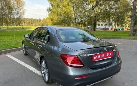 Mercedes-Benz E-Класс AMG, 2017 год, 3 650 000 рублей, 6 фотография