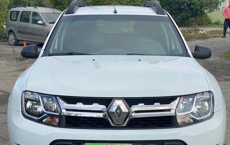 Renault Duster I рестайлинг, 2017 год, 787 000 рублей, 2 фотография