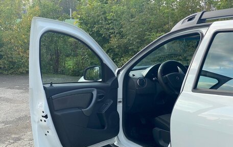 Renault Duster I рестайлинг, 2017 год, 787 000 рублей, 7 фотография