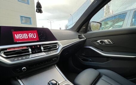 BMW 3 серия, 2019 год, 3 150 000 рублей, 8 фотография