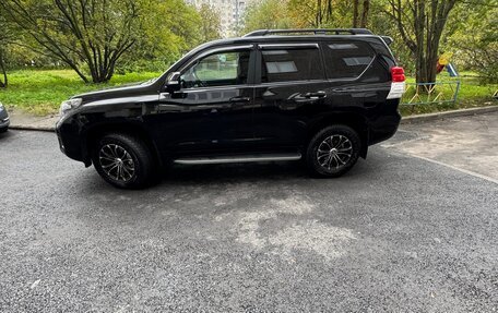Toyota Land Cruiser Prado 150 рестайлинг 2, 2010 год, 2 950 000 рублей, 1 фотография