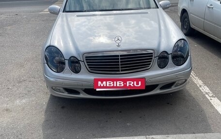 Mercedes-Benz E-Класс, 2004 год, 660 000 рублей, 8 фотография