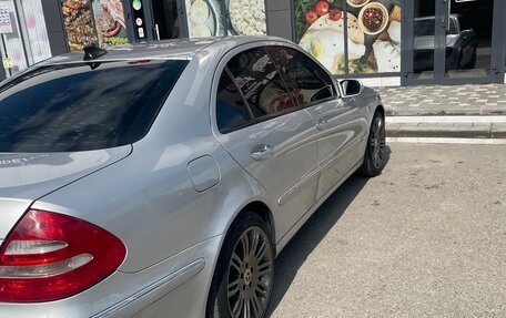 Mercedes-Benz E-Класс, 2004 год, 660 000 рублей, 12 фотография