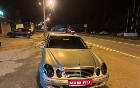 Mercedes-Benz E-Класс, 2004 год, 660 000 рублей, 16 фотография