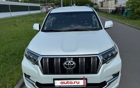 Toyota Land Cruiser Prado 150 рестайлинг 2, 2018 год, 4 370 000 рублей, 5 фотография