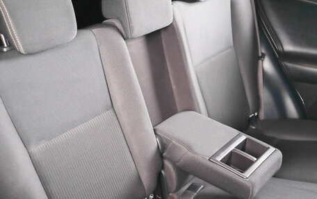 Toyota RAV4, 2015 год, 2 199 000 рублей, 21 фотография