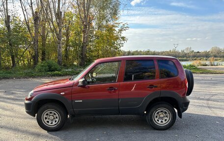 Chevrolet Niva I рестайлинг, 2012 год, 450 000 рублей, 3 фотография