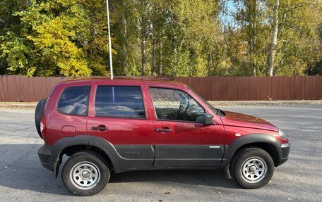 Chevrolet Niva I рестайлинг, 2012 год, 450 000 рублей, 7 фотография