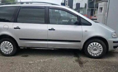 Volkswagen Sharan I рестайлинг, 2003 год, 399 000 рублей, 3 фотография