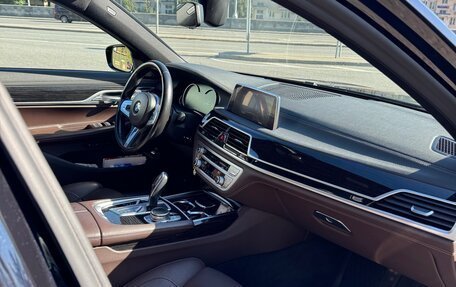 BMW 7 серия, 2018 год, 4 200 000 рублей, 5 фотография