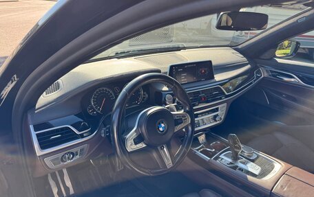 BMW 7 серия, 2018 год, 4 200 000 рублей, 12 фотография