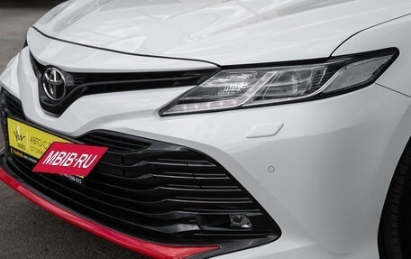 Toyota Camry, 2018 год, 2 349 000 рублей, 3 фотография