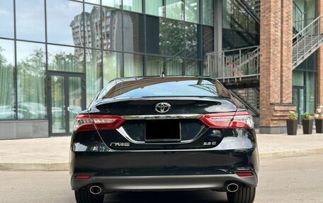 Toyota Camry, 2023 год, 3 400 000 рублей, 6 фотография