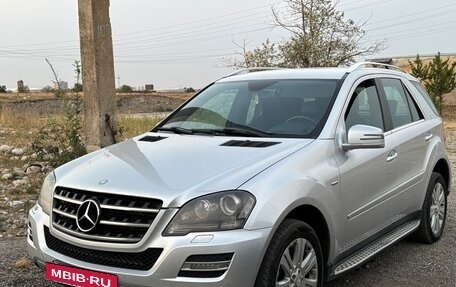 Mercedes-Benz M-Класс, 2011 год, 1 550 000 рублей, 4 фотография