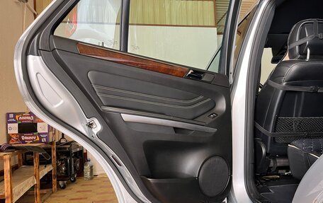 Mercedes-Benz M-Класс, 2011 год, 1 550 000 рублей, 14 фотография