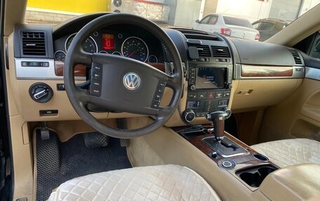 Volkswagen Touareg III, 2005 год, 825 000 рублей, 17 фотография