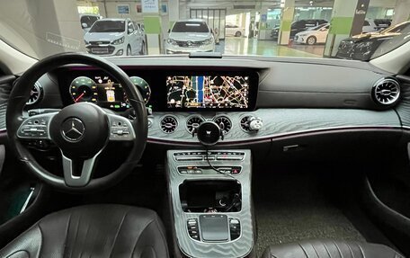 Mercedes-Benz CLS, 2022 год, 4 756 000 рублей, 10 фотография