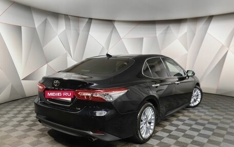 Toyota Camry, 2019 год, 2 630 000 рублей, 2 фотография