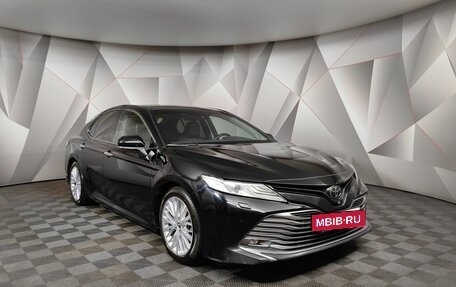 Toyota Camry, 2019 год, 2 630 000 рублей, 3 фотография