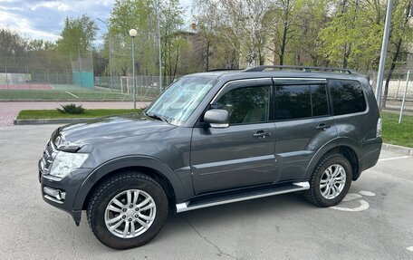 Mitsubishi Pajero IV, 2014 год, 2 780 000 рублей, 9 фотография