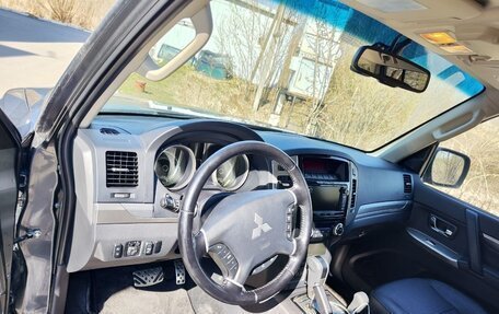 Mitsubishi Pajero IV, 2014 год, 2 780 000 рублей, 15 фотография