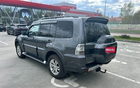 Mitsubishi Pajero IV, 2014 год, 2 780 000 рублей, 2 фотография