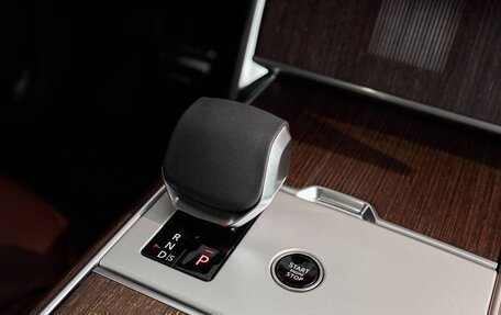 Land Rover Range Rover IV рестайлинг, 2025 год, 27 500 000 рублей, 21 фотография