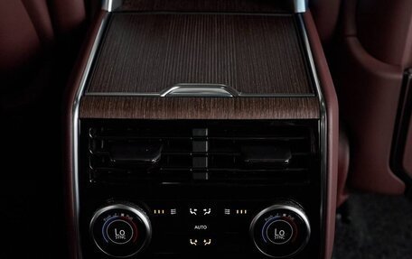 Land Rover Range Rover IV рестайлинг, 2025 год, 27 500 000 рублей, 23 фотография
