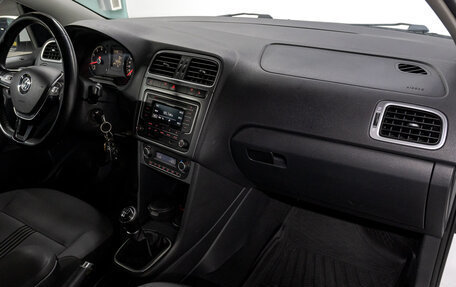 Volkswagen Polo VI (EU Market), 2017 год, 1 159 000 рублей, 16 фотография