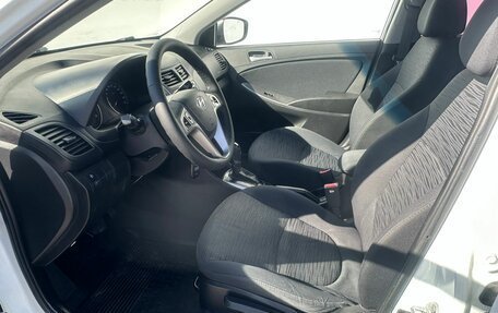 Hyundai Solaris II рестайлинг, 2014 год, 925 000 рублей, 8 фотография