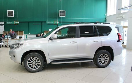 Toyota Land Cruiser Prado 150 рестайлинг 2, 2018 год, 3 500 000 рублей, 8 фотография