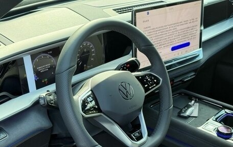 Volkswagen Teramont, 2025 год, 6 247 000 рублей, 13 фотография