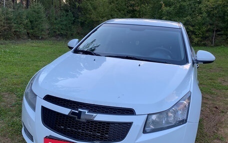 Chevrolet Cruze II, 2012 год, 680 000 рублей, 3 фотография