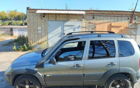 Chevrolet Niva I рестайлинг, 2016 год, 650 000 рублей, 2 фотография