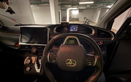 Toyota Sienta II, 2020 год, 1 600 000 рублей, 8 фотография