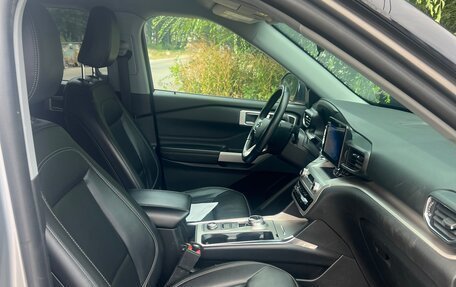 Ford Explorer VI, 2022 год, 3 690 000 рублей, 14 фотография
