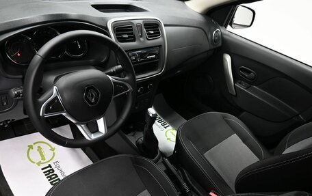 Renault Logan II, 2022 год, 1 325 000 рублей, 8 фотография