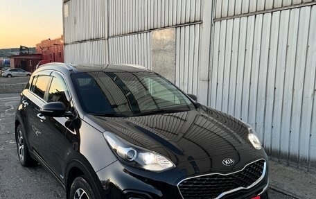 KIA Sportage IV рестайлинг, 2018 год, 1 900 000 рублей, 5 фотография
