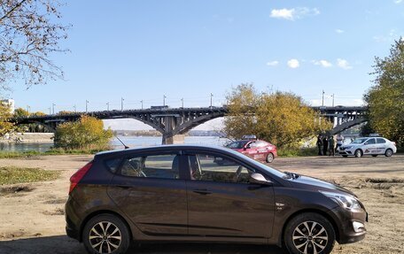 Hyundai Solaris II рестайлинг, 2016 год, 920 000 рублей, 3 фотография