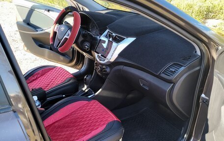 Hyundai Solaris II рестайлинг, 2016 год, 920 000 рублей, 11 фотография