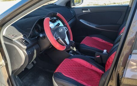 Hyundai Solaris II рестайлинг, 2016 год, 920 000 рублей, 10 фотография