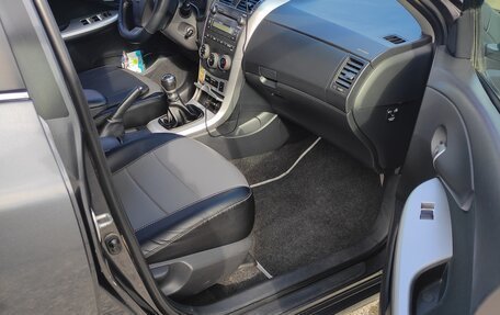 Toyota Corolla, 2011 год, 1 060 000 рублей, 4 фотография